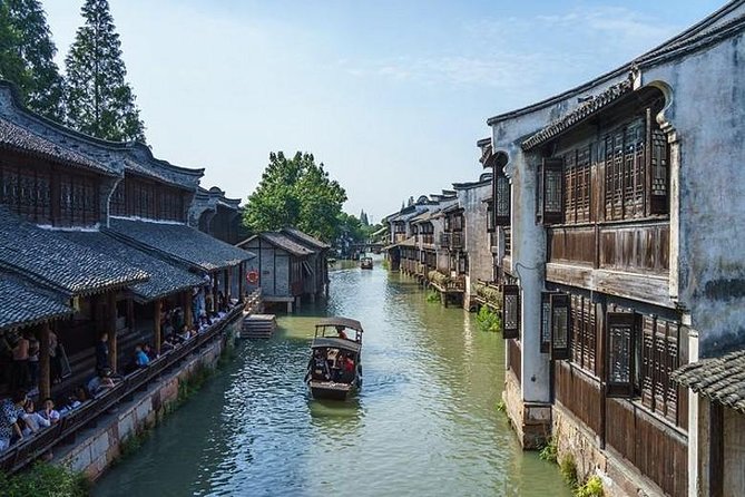 Hangzhou Private Transfer to Shanghai With Stop-Over at Wuzhen Water Town