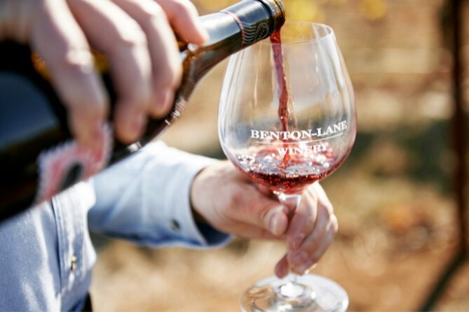 Heart of Willamette Winery Pass : Wine Tastings and Discounts