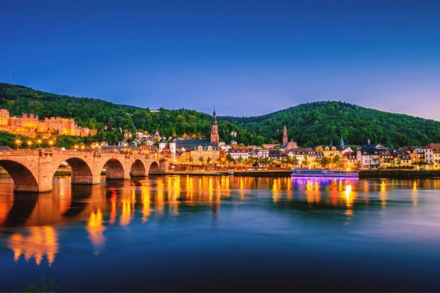 Heidelberg: First Discovery Walk and Reading Walking Tour