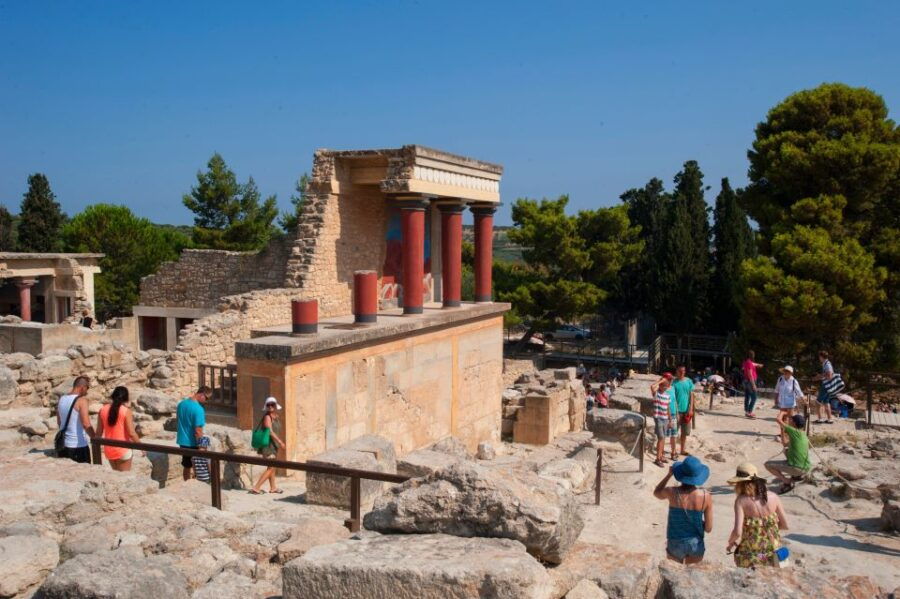 Heraklion: Knossos Palace Museum Skip the Line Guided Tour - Good To Know