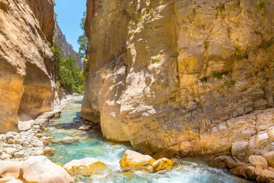 Heraklion: Samaria Gorge Guided Hiking Day Tour