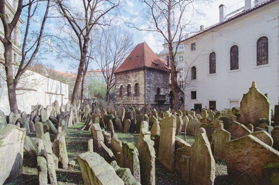 Hidden Prague Bike Tour - Good To Know