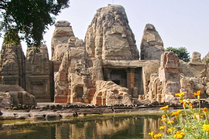 Historical Tour Including Unesco Kangra Fort & Rock Cut Temple From Dharamshala