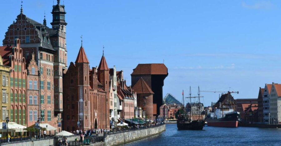 History of Gdansk Tour by Kayak on the Motława River