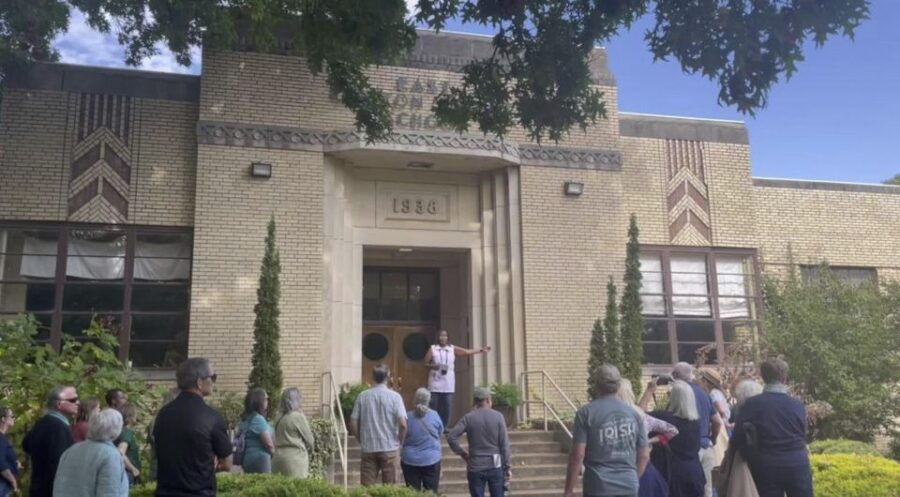 Huntsville: Historic Homes Walking Tour in Old Town