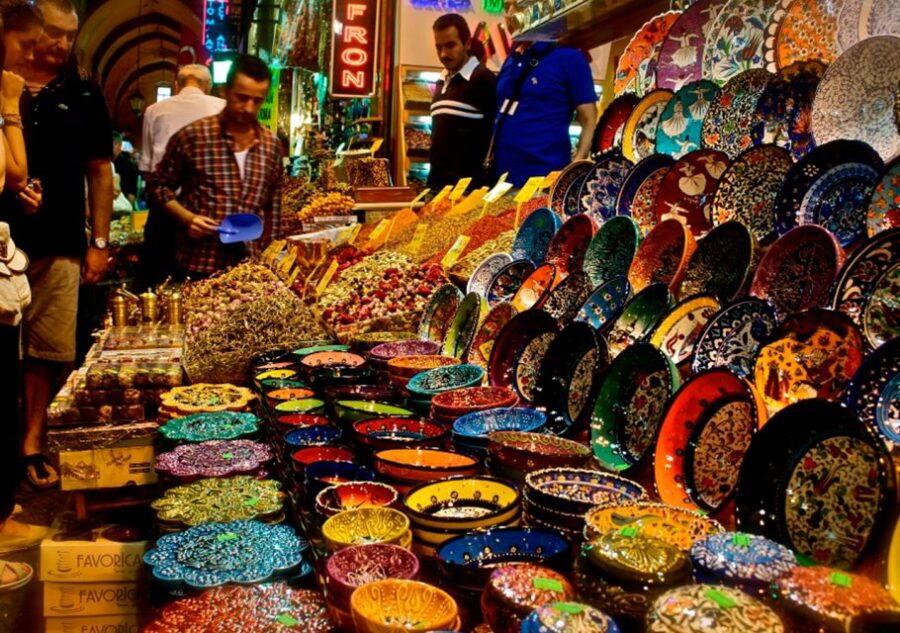 Hurghada: 3-Hour Private Shopping Tour With Guide - Good To Know