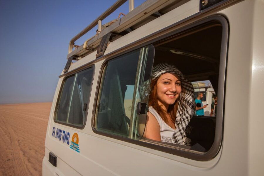 Hurghada: 6-Hour Jeep Desert Safari, Dinner, and Show - Good To Know