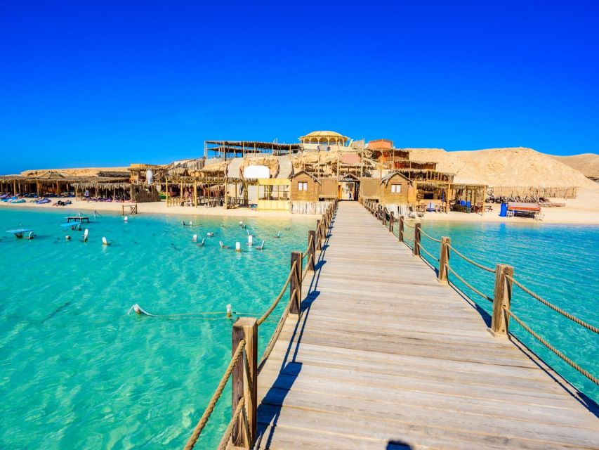Hurghada: Magawish & Orange Two Islands Tour W Buffet Lunch