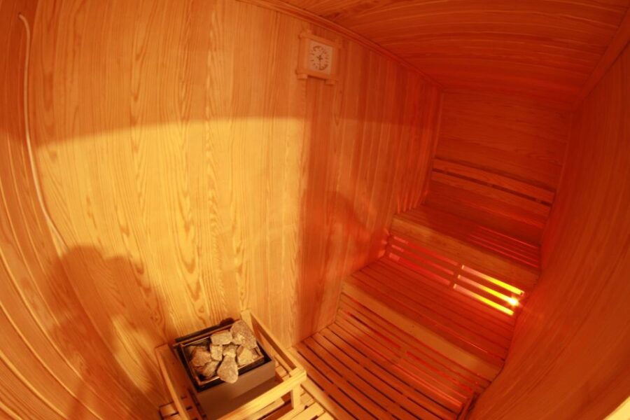 Hurghada: Private Sea Spa Luxury Boat Experience - Good To Know
