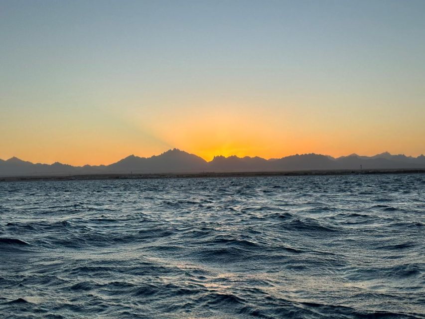 Hurghada: Private Sunset Boat Trip With Snorkel and Transfer - Good To Know