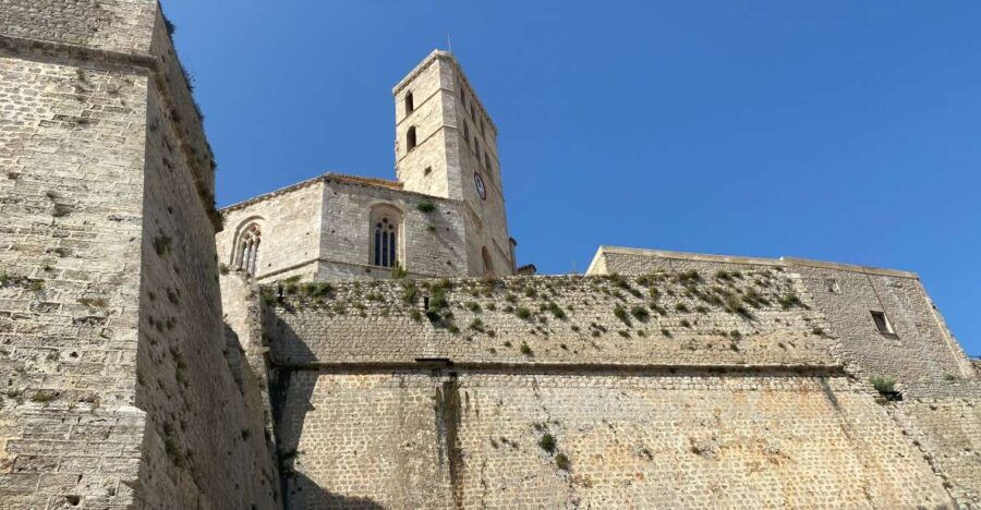 Ibiza: Guided Tour of Dalt Vila With Handcraft Workshop - Good To Know