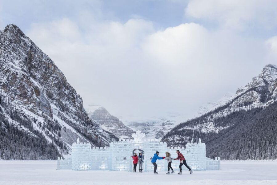 In-Depth Lake Louise & Yoho N.P & *Moraine Lake Day Tour - Good To Know
