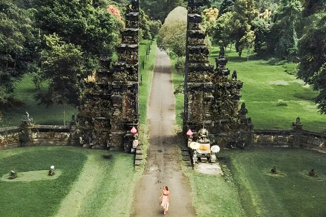 Instagram Tour : Banyumala Waterfall - Handara Heaven Gate - Ulundanu Temple - Good To Know