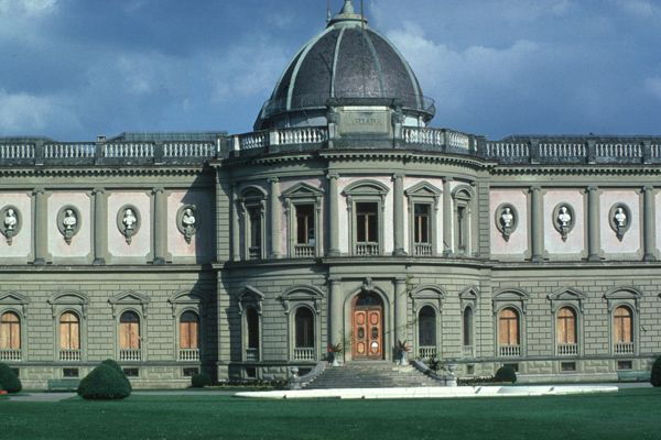 International & Panoramic Tours Geneva