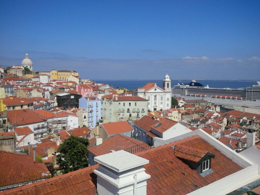 Introduction to Lisbon - Private Guided Walking Tour - Good To Know