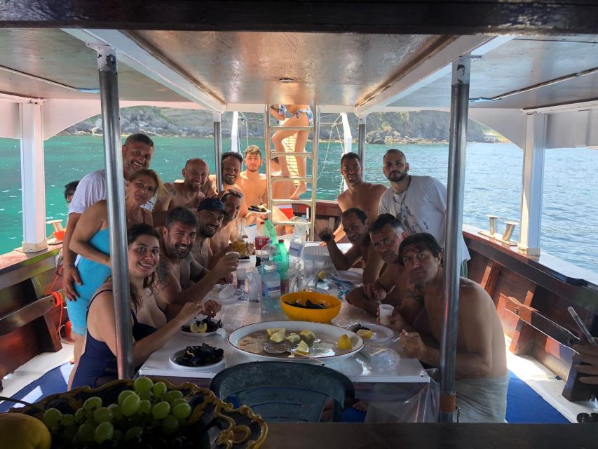 Ischia: Island Boat Tour With Neapolitan Lunch & Snorkeling - Good To Know