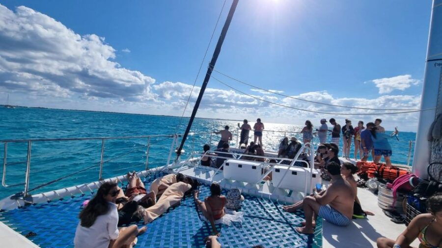 Isla Mujeres - Getting to Isla Mujeres