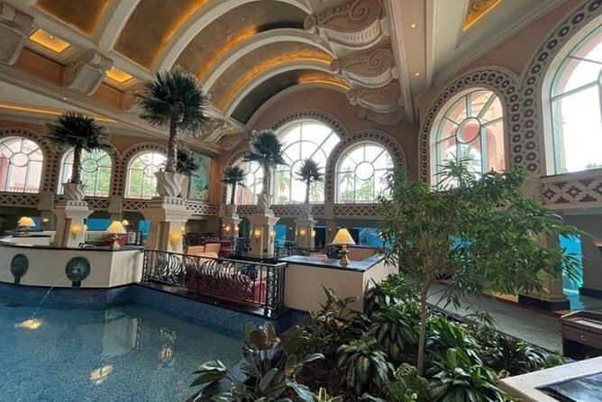 Island Tour,Beach & Lunch Stop at Fish Fry in Nassau Bahamas - Landmarks Visited