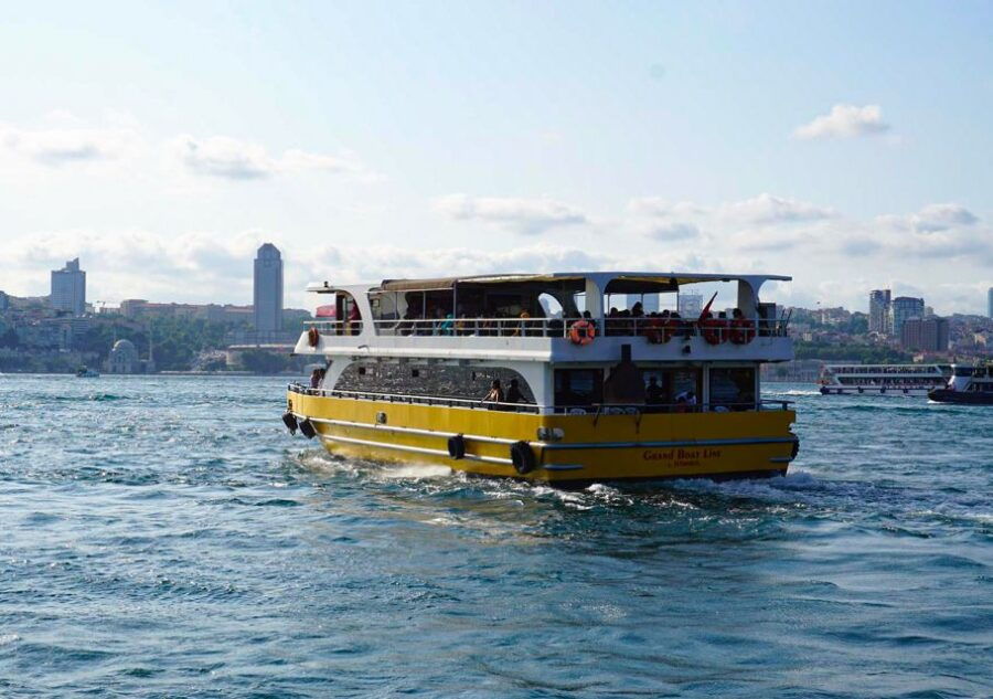 Istanbul: Bosphorus and Golden Horn Tour With Live Guide - Good To Know