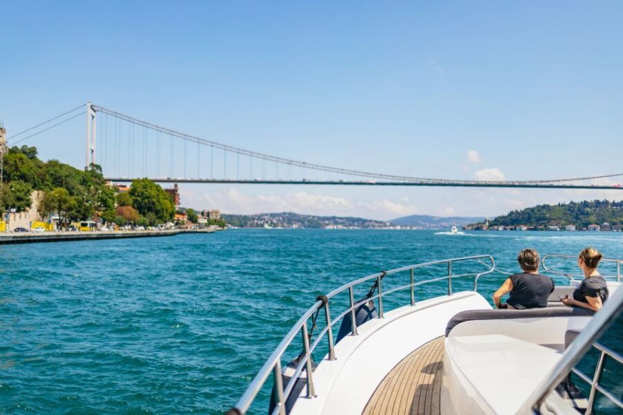 Istanbul: Bosphorus Yacht Cruise With Stopover on Asian Side - Good To Know