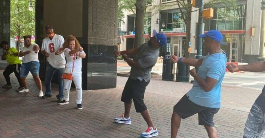 Jacksonville: Smartphone Photo Scavenger Hunt - Good To Know