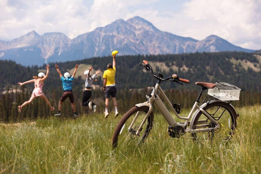 Jasper: Jasper National Park Guided E-Bike Tour With Meal - Good To Know