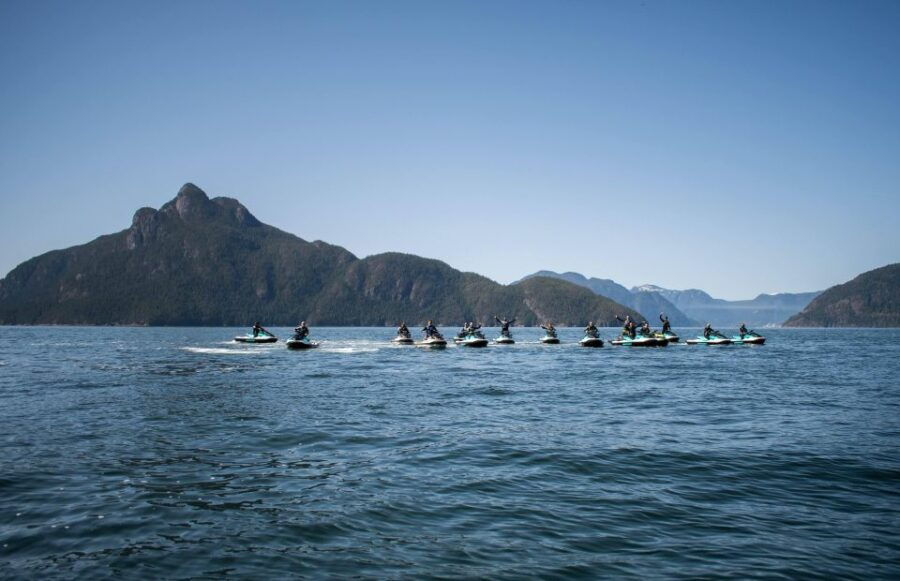 Jetski to Bowen Island, Incl Beer, Wine, Coffee or Icecream - Good To Know