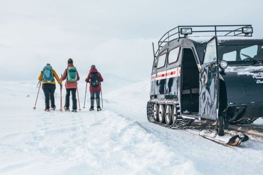 Jotunheimen: Snowcoach Tour With Lunch