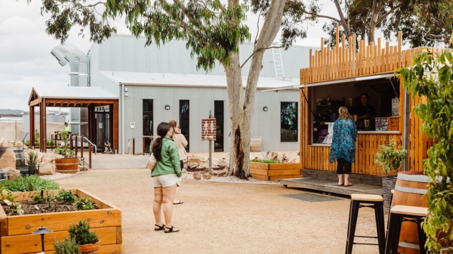 Kangaroo Island: Blend Your Own Gin Experience