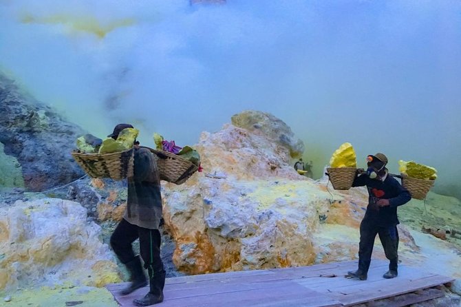 Kawah Ijen Blue Fire Tour - Share Package