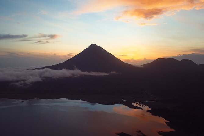 Kayak or Paddleboard Tour in Lake Arenal- Transp Not Included