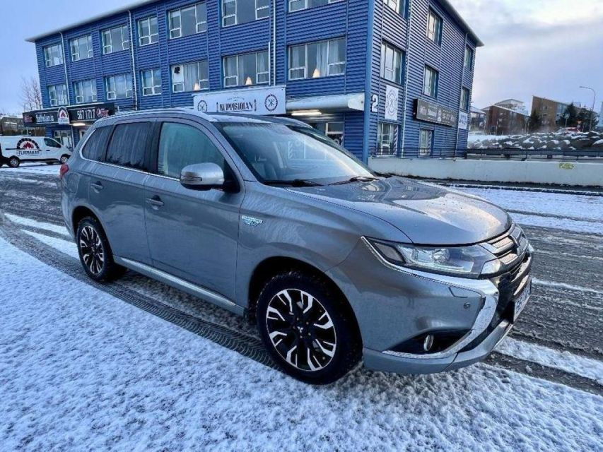 Keflavik Airport Transfer From/To Reykjavik City Limits - Good To Know