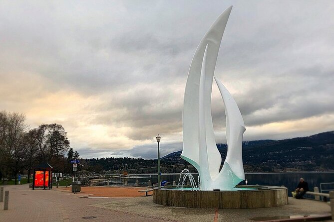 Kelowna Scavenger Hunt: Art By The Lake