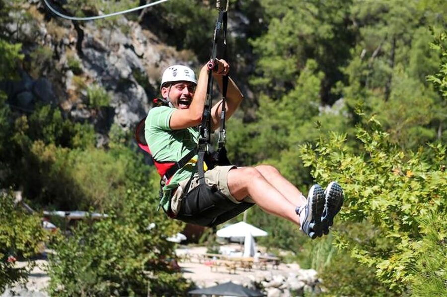 Kemer: Party Bus to Goynuk Canyon With Entrance Ticket - Good To Know