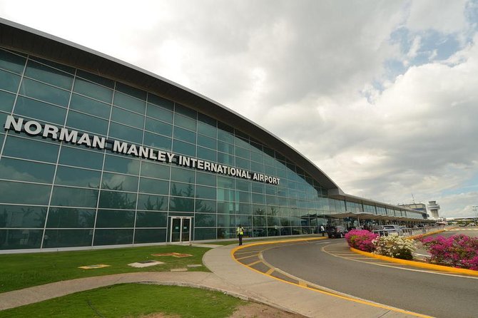 Kingston Round Trip Airport Transfers to Ocho Rios - Pricing and Guarantee