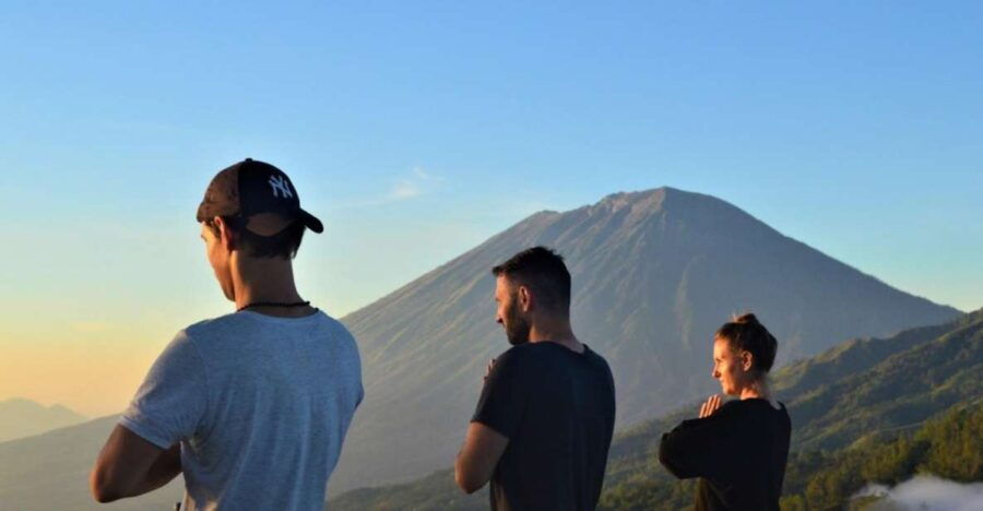 Kintamani: Sunrise Yoga, Meditation, Earth & Water Rituals