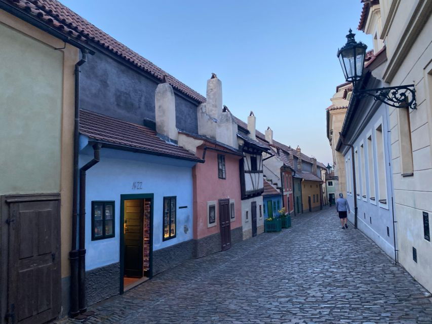 Klara's Prague Castle Private Tour - Good To Know