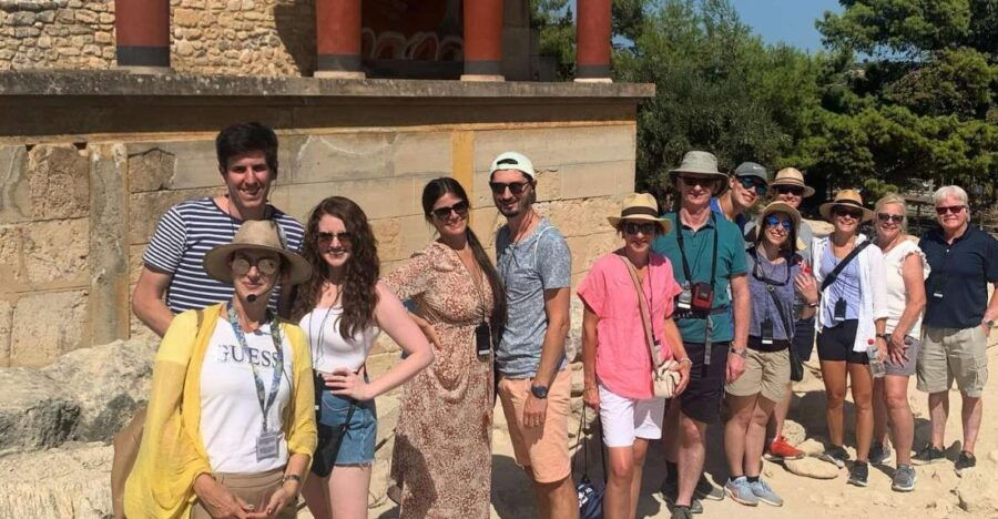 Knossos Palace Guided Walking Tour (Without Tickets)