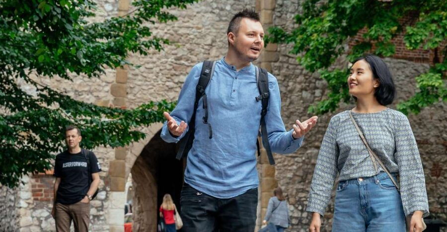 Krakow: Old Town Historical Private Tour & Wawel Castle View - Good To Know