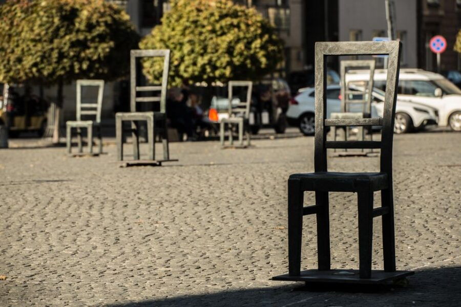 Krakow: Schindler’s Factory, Jewish Ghetto & Salt Mine Tour