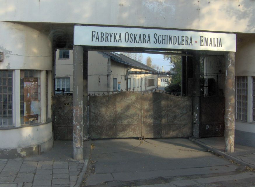 Krakow: Skip-the-line Oskar Schindler's Museum Private Tour - Good To Know