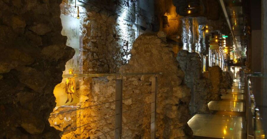 Krakow: Skip the Line Underground Museum and Old Town - Good To Know