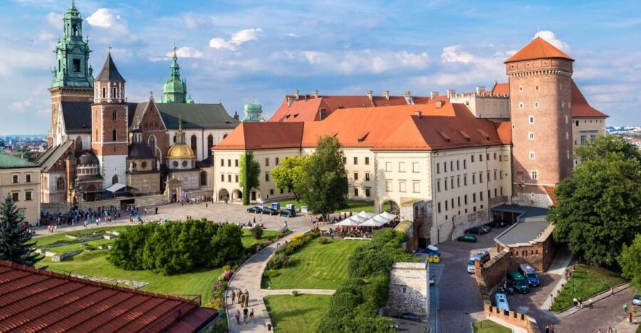 Krakow: Wawel Castle, Cathedral, Salt Mine, and Lunch - Good To Know
