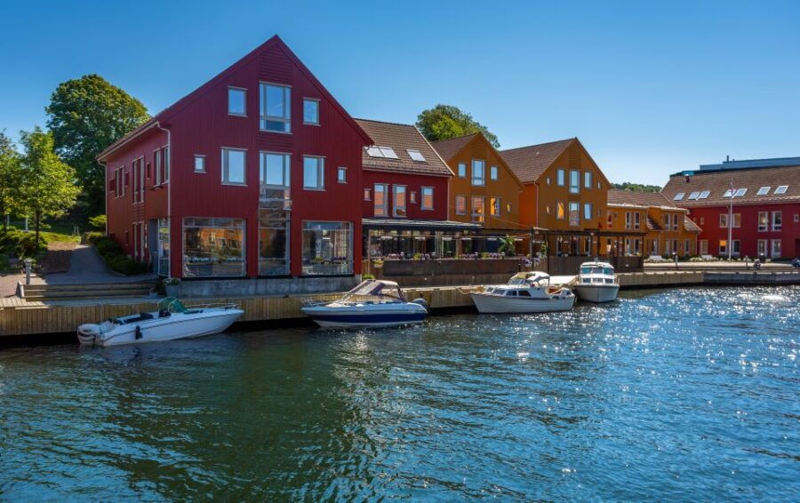 Kristiansand: Highlights Tour W/ Kristiansand Museum Ticket