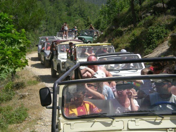 Kusadasi: Jeep Safari Tour