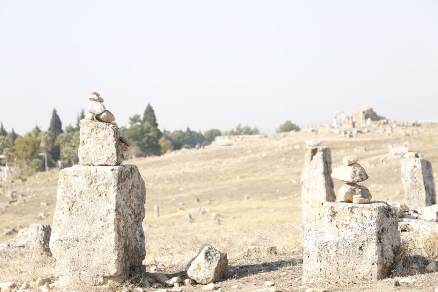 Kusadasi or Selcuk: Pamukkale Guided Group Tour