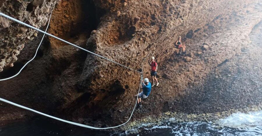 La Ciotat: 3-Hour Trou Souffleur Rock Climbing Adventure