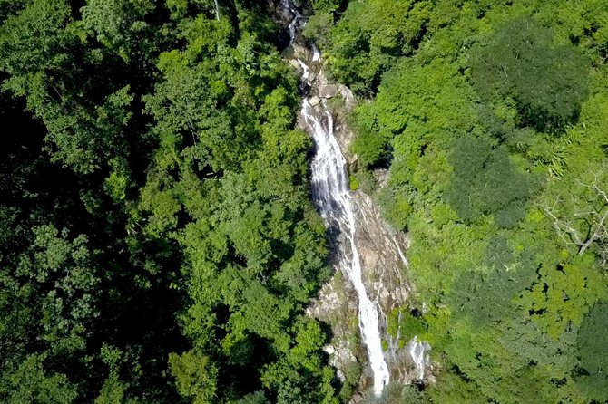 La Cuba WATERFALL RAPPELLING and La Planta GIANT NATURAL POOL From MEDELLIN - Good To Know