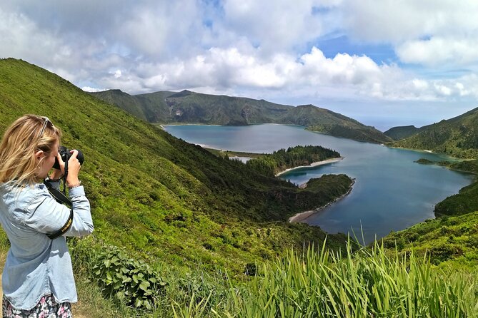 Lagoa Do Fogo Van Tour