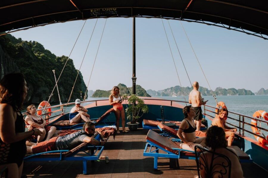 Lanhabay With Sunlight Boutique Cruise 2days/1 Night